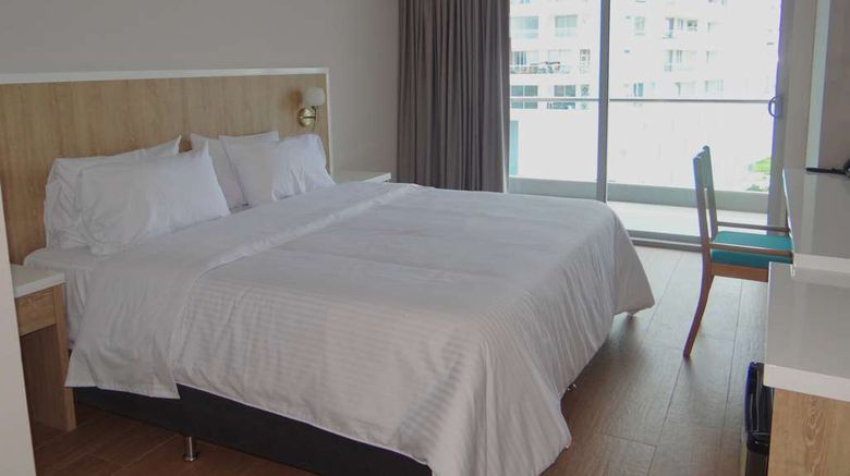 <b>Wyndham Garden Cartagena Room</b>. Images powered by <a href="https://iceportal.shijigroup.com/" title="IcePortal" target="_blank">IcePortal</a>.