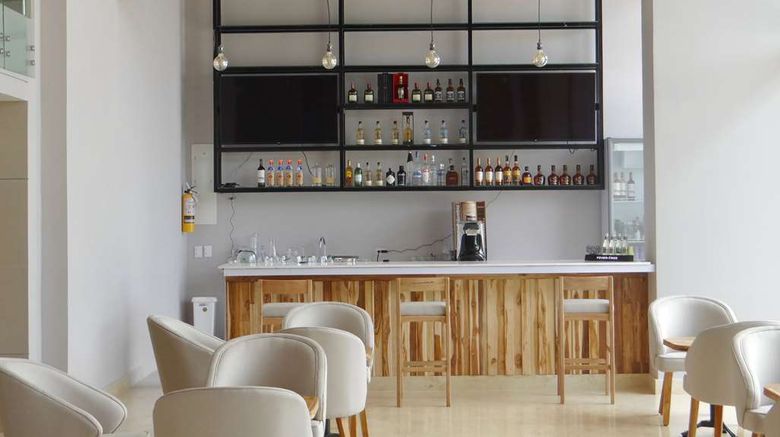 <b>Wyndham Garden Cartagena Restaurant</b>. Images powered by <a href="https://iceportal.shijigroup.com/" title="IcePortal" target="_blank">IcePortal</a>.