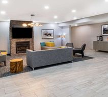 La Quinta Inn & Stes by Wyndham Ardmore Lobby