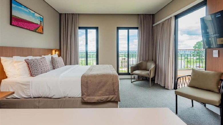 <b>Royal Tulip Holambra Room</b>. Images powered by <a href="https://iceportal.shijigroup.com/" title="IcePortal" target="_blank">IcePortal</a>.