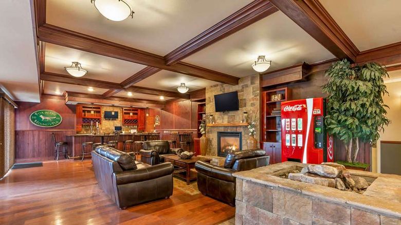 <b>Extended Stay America Minot Lobby</b>. Images powered by <a href="https://iceportal.shijigroup.com/" title="IcePortal" target="_blank">IcePortal</a>.
