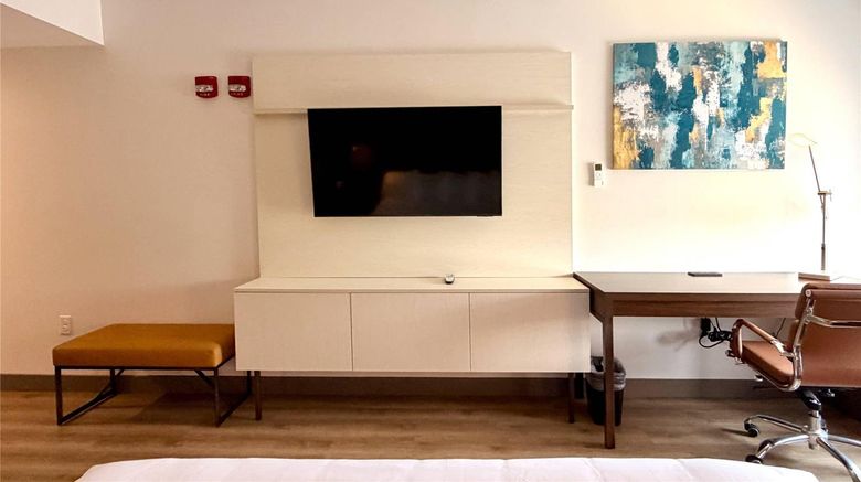 <b>Comfort Inn Saco-Old Orchard Beach Room</b>. Images powered by <a href="https://iceportal.shijigroup.com/" title="IcePortal" target="_blank">IcePortal</a>.
