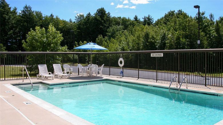 <b>Comfort Inn Saco-Old Orchard Beach Pool</b>. Images powered by <a href="https://iceportal.shijigroup.com/" title="IcePortal" target="_blank">IcePortal</a>.