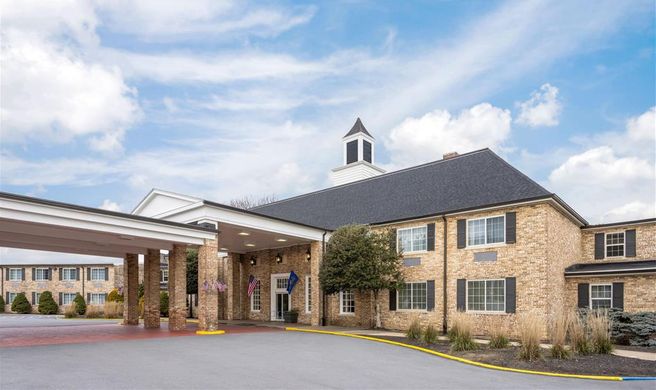 Penn Harris Hotel, Trademark Collection Exterior