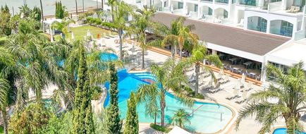 Anesis Hotel Exterior