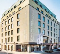 LanzCarre Hotel, Radisson Individuals Exterior