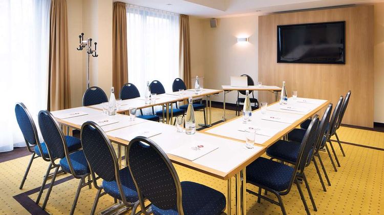 LanzCarre Hotel, Radisson Individuals Meeting