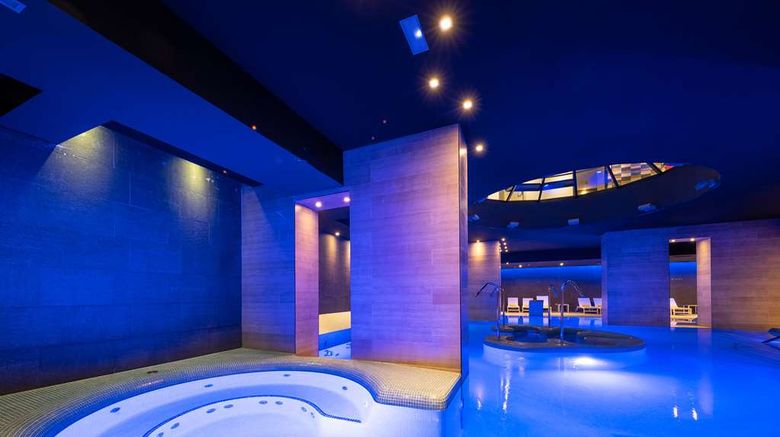 <b>Castilla Termal Burgo de Osma Pool</b>. Images powered by <a href="https://iceportal.shijigroup.com/" title="IcePortal" target="_blank">IcePortal</a>.