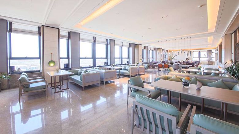 <b>Howard Johnson Longxiang Hotel Ningbo Restaurant</b>. Images powered by <a href="https://iceportal.shijigroup.com/" title="IcePortal" target="_blank">IcePortal</a>.