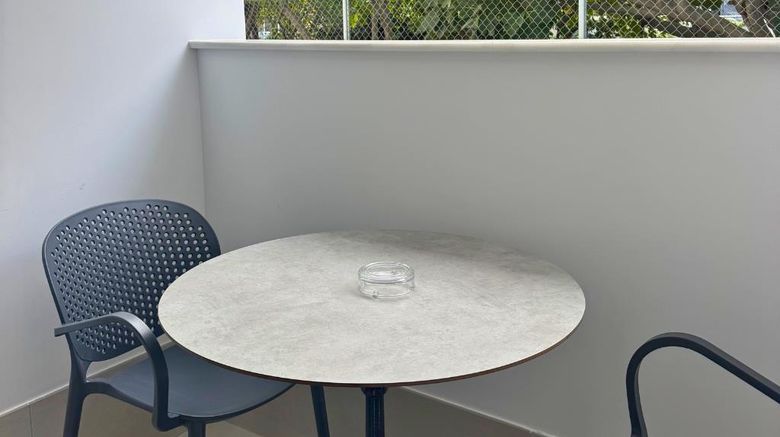<b>Hypnos Boutique Hotel Room</b>. Images powered by <a href="https://iceportal.shijigroup.com/" title="IcePortal" target="_blank">IcePortal</a>.