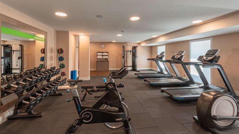 <b>Hampton by Hilton Dusseldorf City Centre Health</b>. Images powered by <a href="https://iceportal.shijigroup.com/" title="IcePortal" target="_blank">IcePortal</a>.