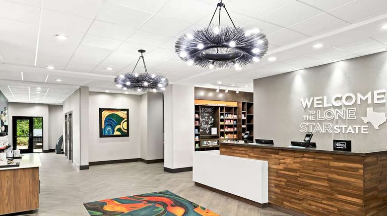 <b>Hampton Inn Longview Lobby</b>. Images powered by <a href="https://iceportal.shijigroup.com/" title="IcePortal" target="_blank">IcePortal</a>.
