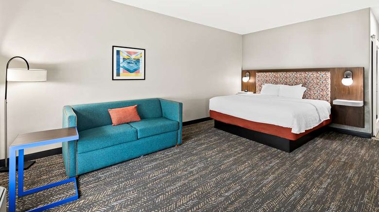 <b>Hampton Inn Longview Room</b>. Images powered by <a href="https://iceportal.shijigroup.com/" title="IcePortal" target="_blank">IcePortal</a>.