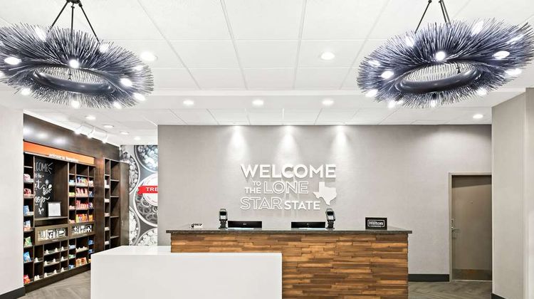 Hampton Inn Longview Lobby