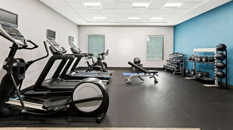 <b>Hampton Inn Longview Health</b>. Images powered by <a href="https://iceportal.shijigroup.com/" title="IcePortal" target="_blank">IcePortal</a>.
