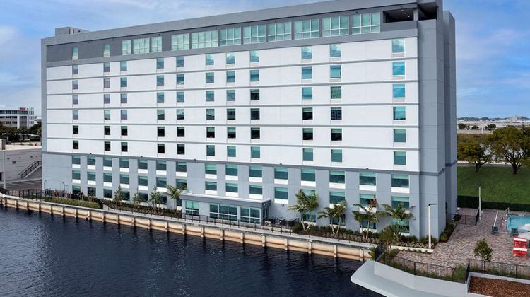 Home2 Stes Miami Airport S Blue Lagoon Exterior