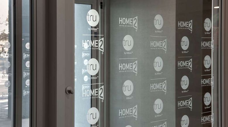 <b>Home2 Stes Miami Airport S Blue Lagoon Lobby</b>. Images powered by <a href="https://iceportal.shijigroup.com/" title="IcePortal" target="_blank">IcePortal</a>.