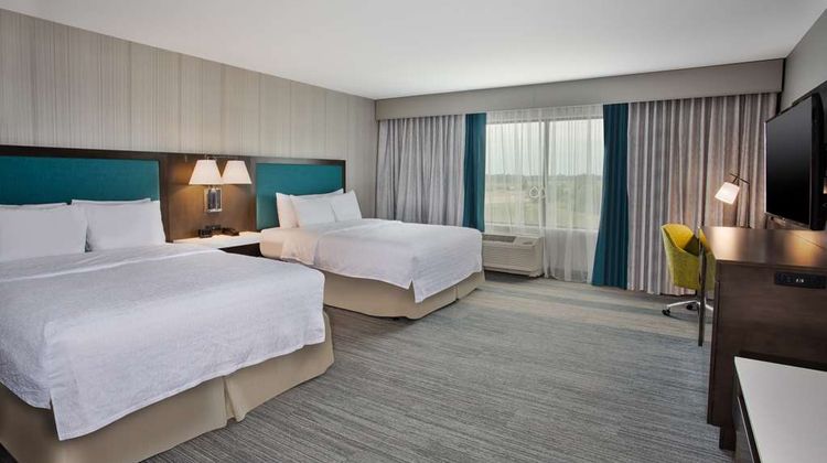 Hampton Inn Union City Room