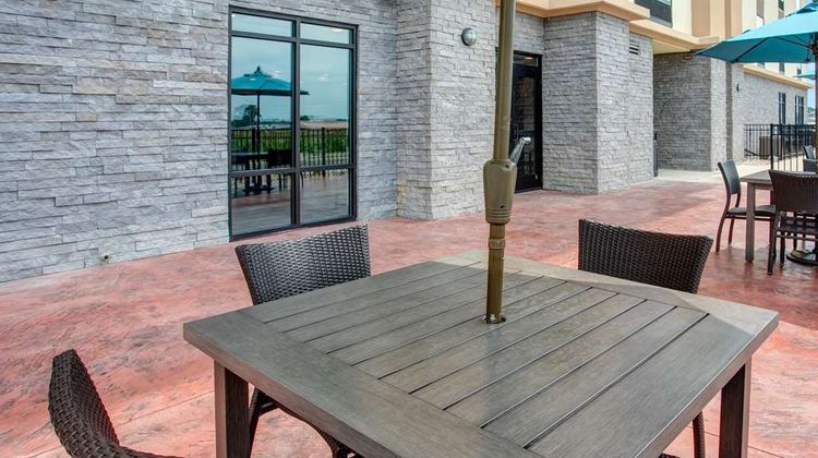 Hampton Inn Union City Exterior