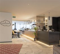 Premier Suites Plus Antwerp Lobby