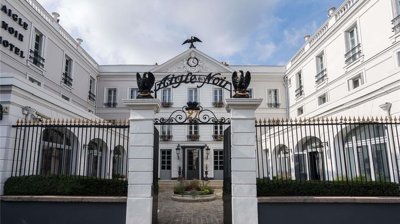 Aigle Noir Fontainebleau MGallery Exterior. Images powered by <a href="https://iceportal.shijigroup.com" target="_blank" rel="noopener">Ice Portal</a>.