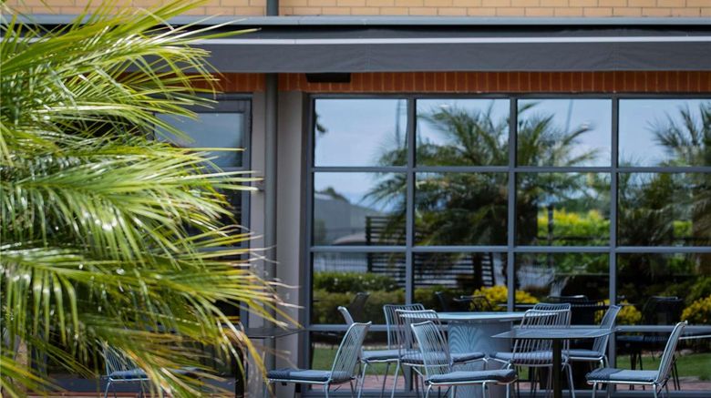 <b>Mercure Sydney Blacktown Restaurant</b>. Images powered by <a href="https://iceportal.shijigroup.com/" title="IcePortal" target="_blank">IcePortal</a>.