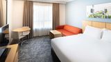 Mercure Brisbane Garden City Room