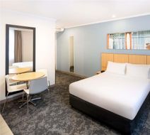 Mercure Sydney Manly Warringah Room