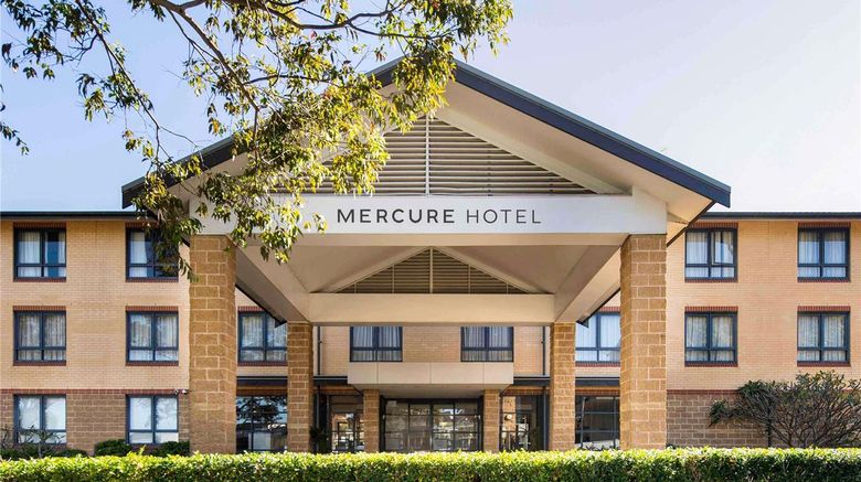 <b>Mercure Sydney Manly Warringah Exterior</b>. Images powered by <a href="https://iceportal.shijigroup.com/" title="IcePortal" target="_blank">IcePortal</a>.