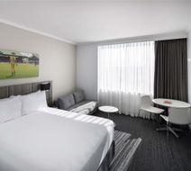 Mercure Sydney Bankstown Room