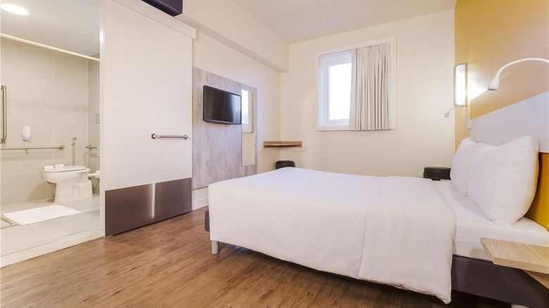 <b>Ibis Budget Farroupilha Room</b>. Images powered by <a href="https://iceportal.shijigroup.com/" title="IcePortal" target="_blank">IcePortal</a>.