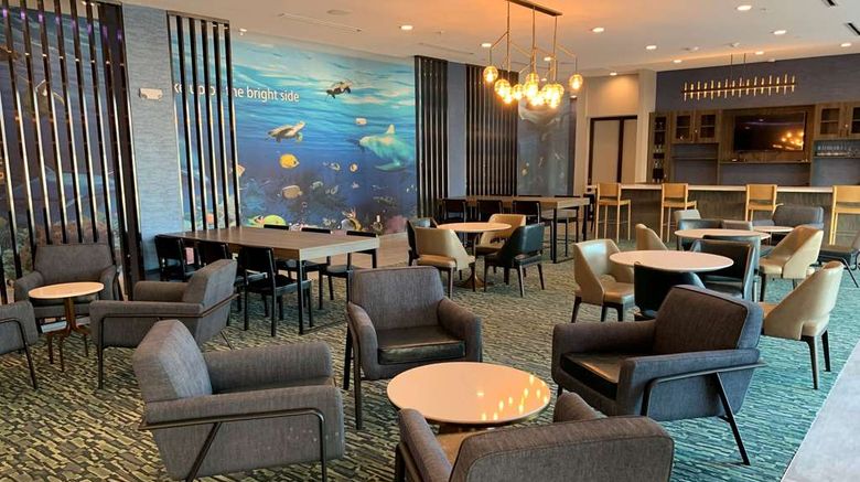 <b>La Quinta Inn & Stes Galveston Island N Lobby</b>. Images powered by <a href="https://iceportal.shijigroup.com/" title="IcePortal" target="_blank">IcePortal</a>.