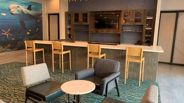 <b>La Quinta Inn & Stes Galveston Island N Restaurant</b>. Images powered by <a href="https://iceportal.shijigroup.com/" title="IcePortal" target="_blank">IcePortal</a>.