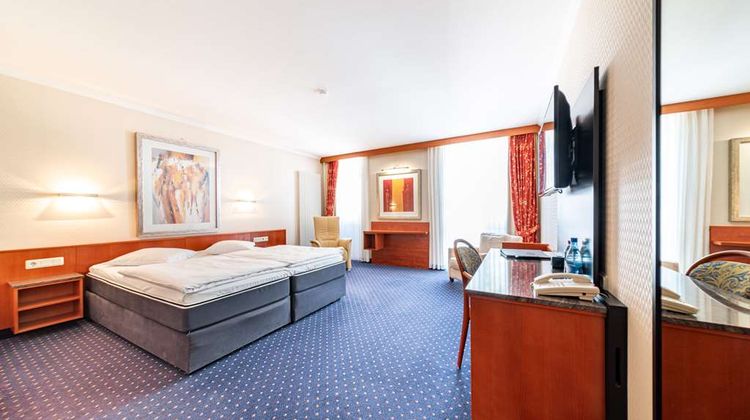 Koener Hotel Room