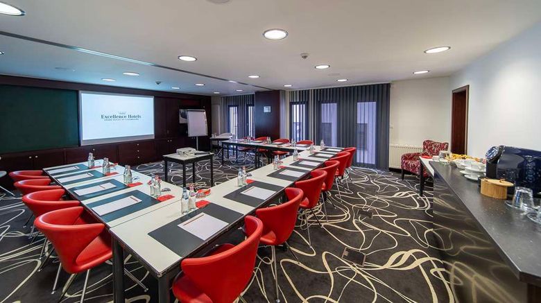 <b>Koener Hotel Meeting</b>. Images powered by <a href="https://iceportal.shijigroup.com/" title="IcePortal" target="_blank">IcePortal</a>.
