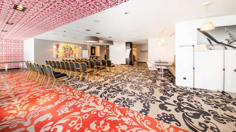 <b>Koener Hotel Meeting</b>. Images powered by <a href="https://iceportal.shijigroup.com/" title="IcePortal" target="_blank">IcePortal</a>.