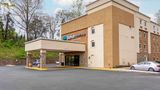 Clarion Pointe Exterior