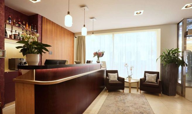 Hotel Amarilis Jerome Lobby
