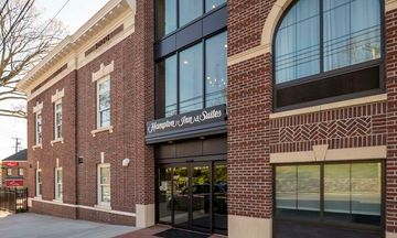 Hampton Inn and Suites Huntington