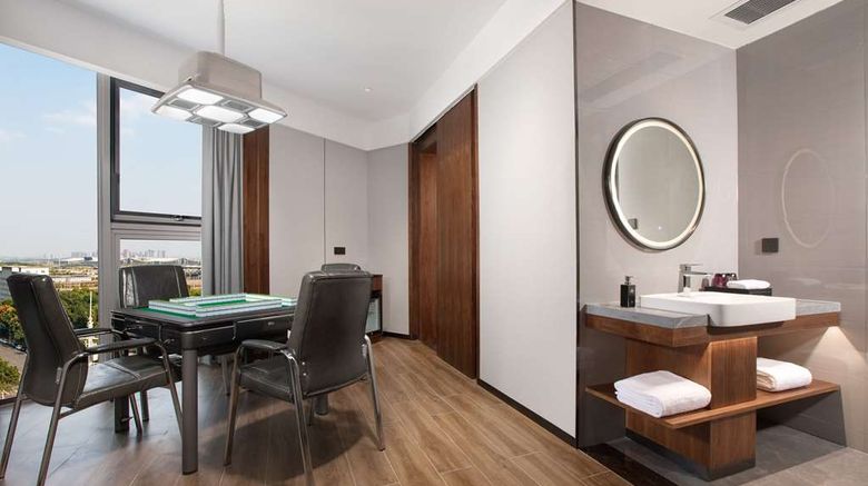 <b>Days Hotel by Wyndham Changsha South Suite</b>. Images powered by <a href="https://iceportal.shijigroup.com/" title="IcePortal" target="_blank">IcePortal</a>.