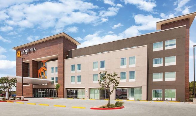 La Quinta Inn & Sts by Wyndham Bardstown Exterior