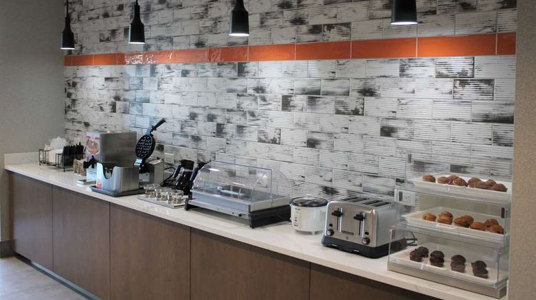<b>La Quinta Inn & Sts by Wyndham Bardstown Other</b>. Images powered by <a href="https://iceportal.shijigroup.com/" title="IcePortal" target="_blank">IcePortal</a>.
