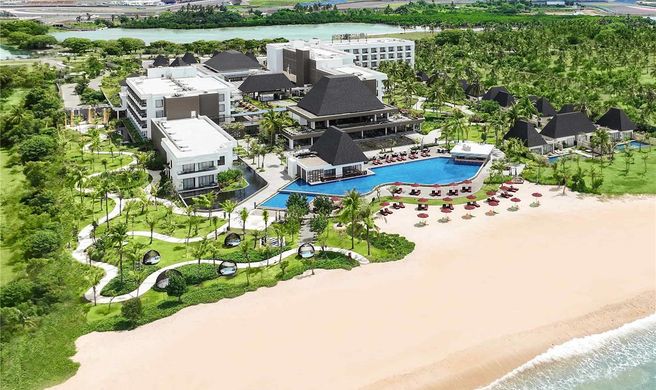 Pullman Lombok Mandalika Beach Resort Exterior