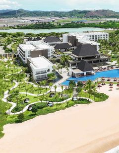 Pullman Lombok Mandalika Beach Resort