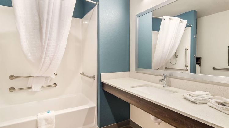 WoodSpring Suites Thornton-North Denver Room