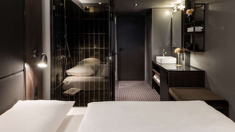 Hotel ROMY by AMANO Room