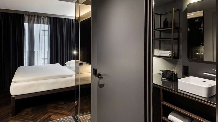 Hotel ROMY by AMANO Room