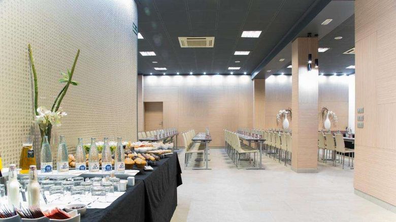 <b>Hotel Port Feria Valencia Meeting</b>. Images powered by <a href="https://iceportal.shijigroup.com/" title="IcePortal" target="_blank">IcePortal</a>.