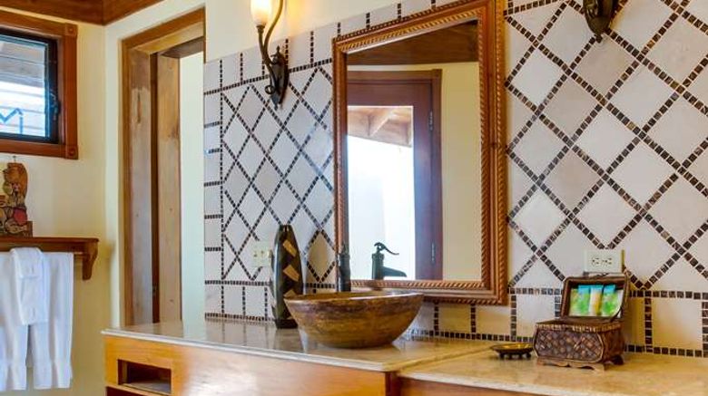<b>The Resort at Almond Beach Room</b>. Images powered by <a href="https://iceportal.shijigroup.com/" title="IcePortal" target="_blank">IcePortal</a>.