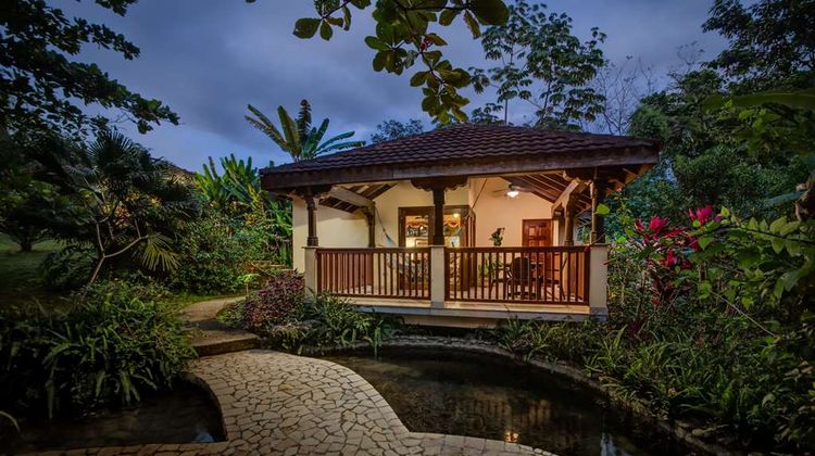 Sleeping Giant Rainforest Lodge Exterior